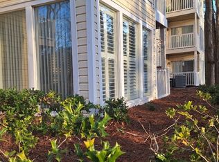 1638 Raleigh Cir SE, Marietta, GA 30067