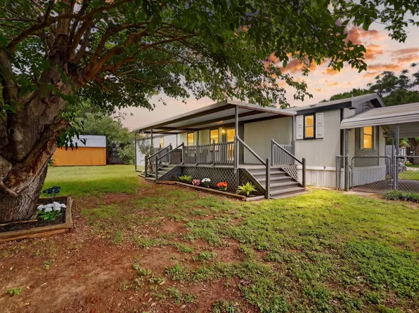 4434 Wildwood Cir, Granbury, TX 76049