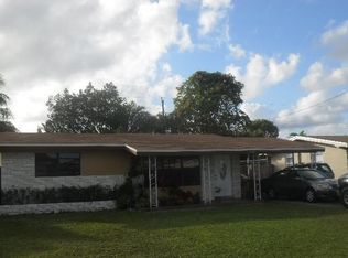 2320 Everglades Dr, Miramar, FL 33023