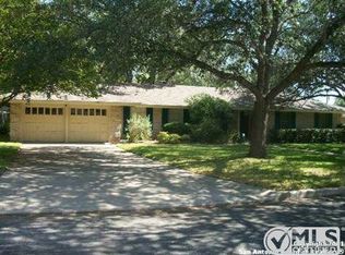 239 Hillview Dr, San Antonio, TX 78209
