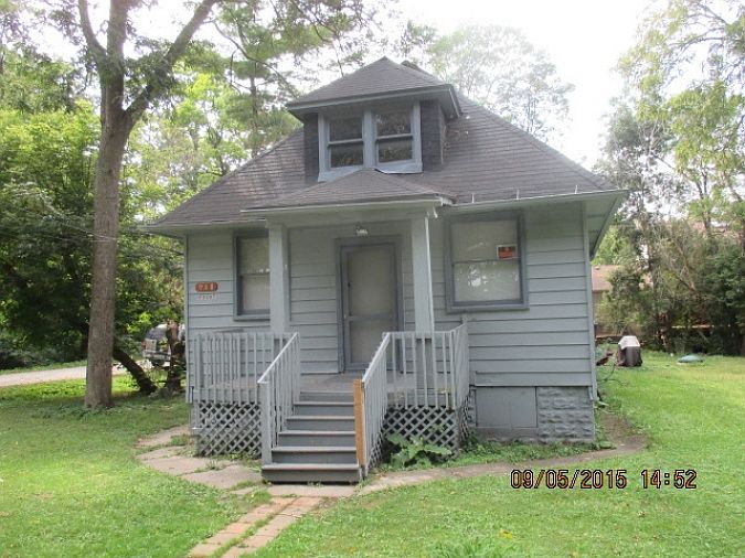 1st image of 6N988 Wabash Ave #A