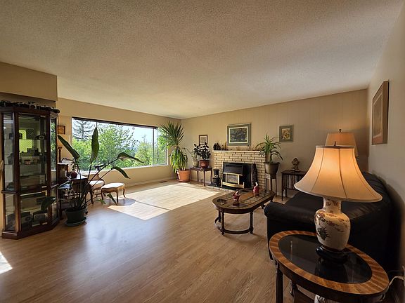 4th image of 5185 234th St