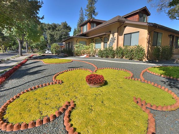 4th image of 251 Middlefield Rd