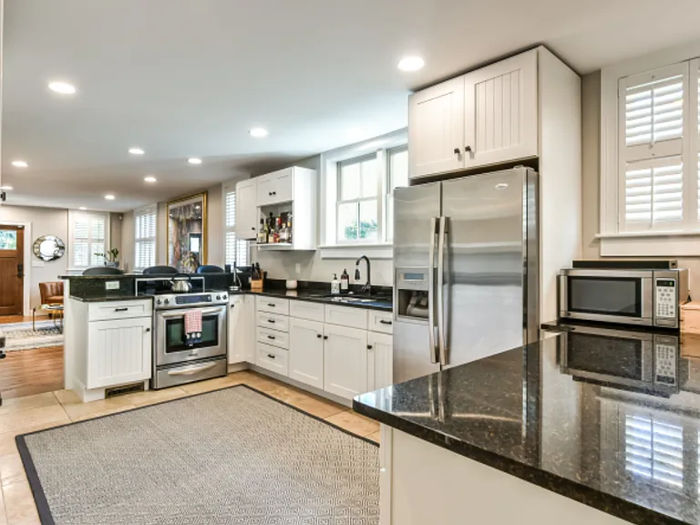 2 Harlem Ct — Photo 13