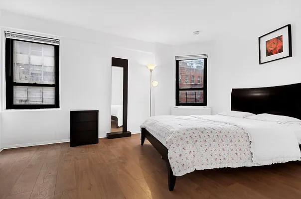 Rented by Halstead Real Estate | media 36