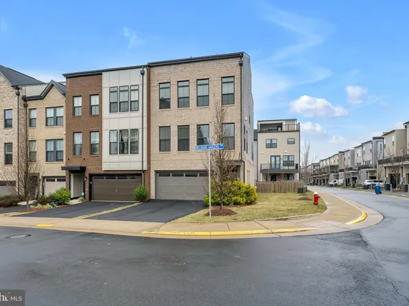 42281 Belgrave Gardens Ter, Ashburn, VA 20148