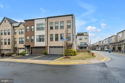 42281 Belgrave Gardens Ter Photo 1