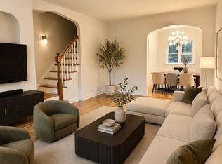 25-14 43rd St #1, Astoria, NY 11103