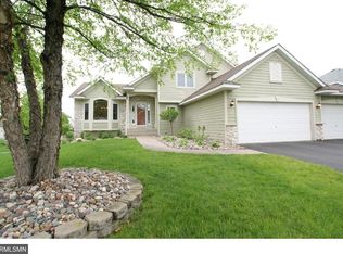 10388 Glen Eagle Rd, Woodbury, MN 55129