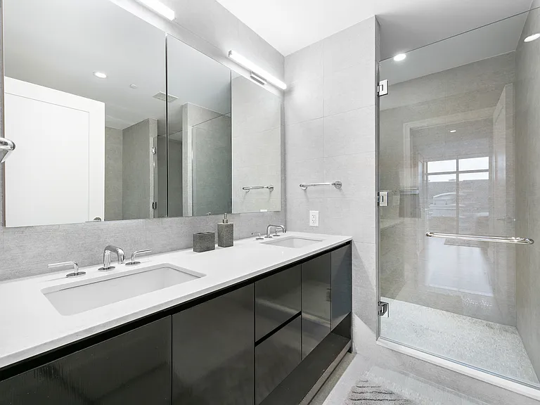 30 Melrose Ter #408 — Photo 21