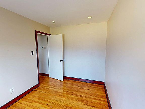 4th image of 3709 Ralph Rd