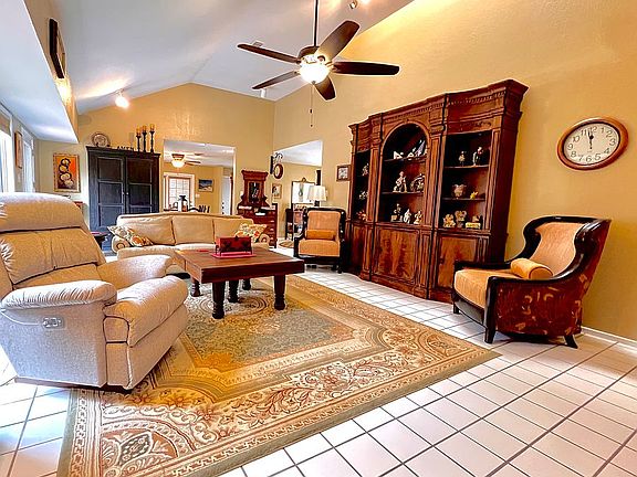 4th image of 3705 Casady Ct