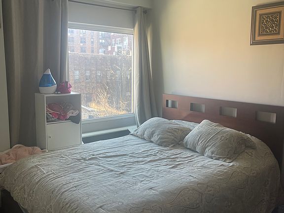 5th image of 23-23 Astoria Blvd #2R