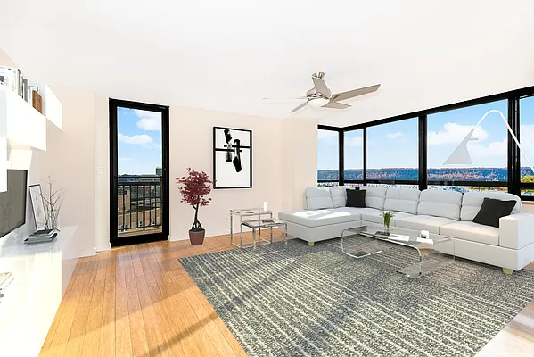 Sold by Re/Max In The City | media 5