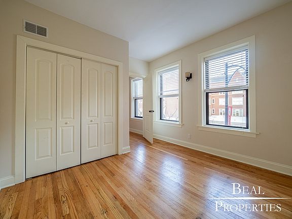 4th image of 4034 N Ashland Ave #E3