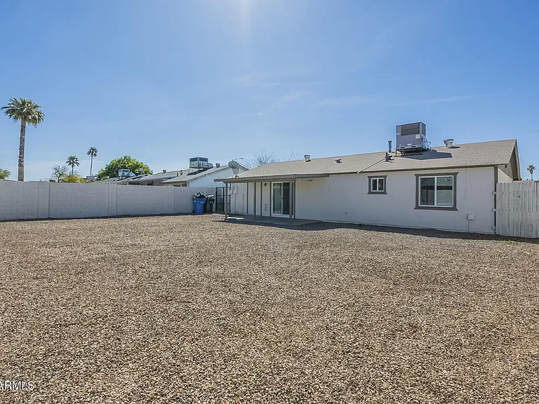 3650 E Eugie Ave — Photo 24