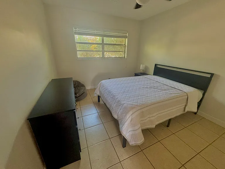 1114 SW 2nd Ct #3 — Photo 4