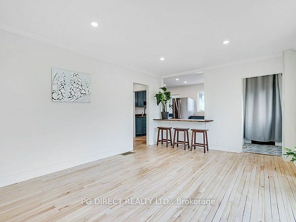 3rd image of 69 Harry St
