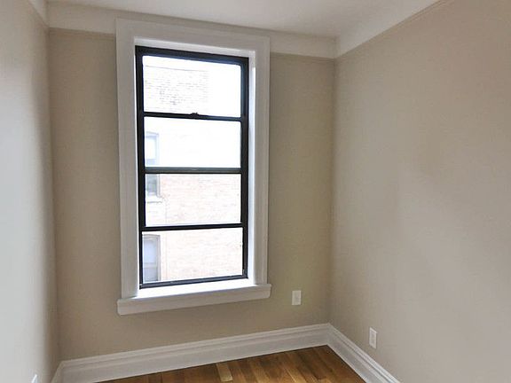 5th image of 521 W 122nd St #62