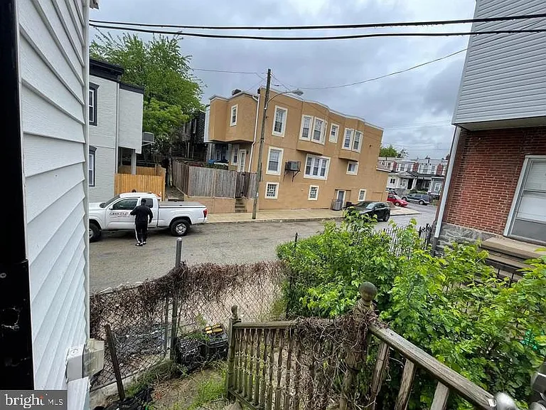 5633 Malcolm St #1 — Photo 4