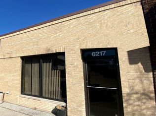 6217 N Milwaukee Ave #2R, Chicago, IL 60646
