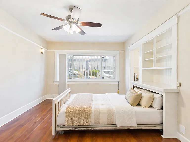 Grandview Apartments — Photo 10