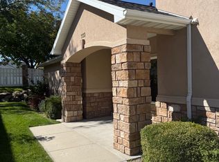7332 S Geralee Ln, West Jordan, UT 84084
