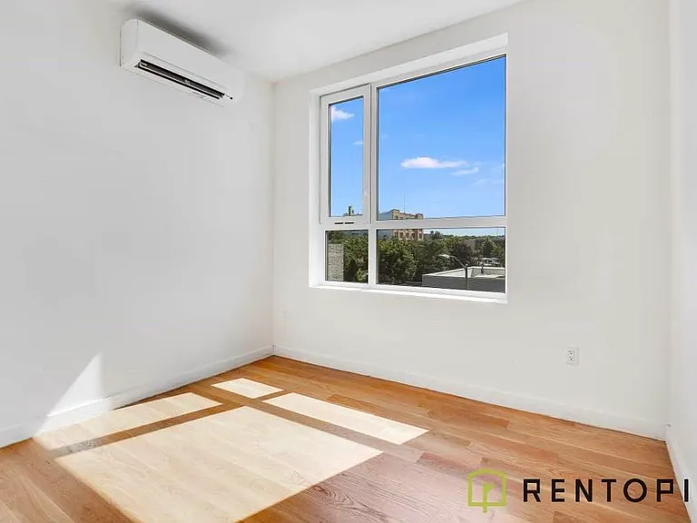 1875 Atlantic Ave #6F — Photo 4