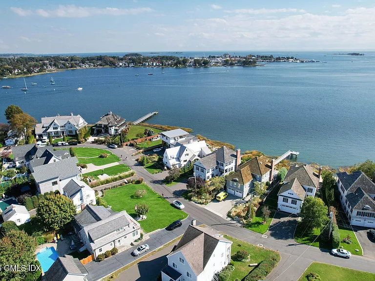 50 Shorefront Park — Photo 61