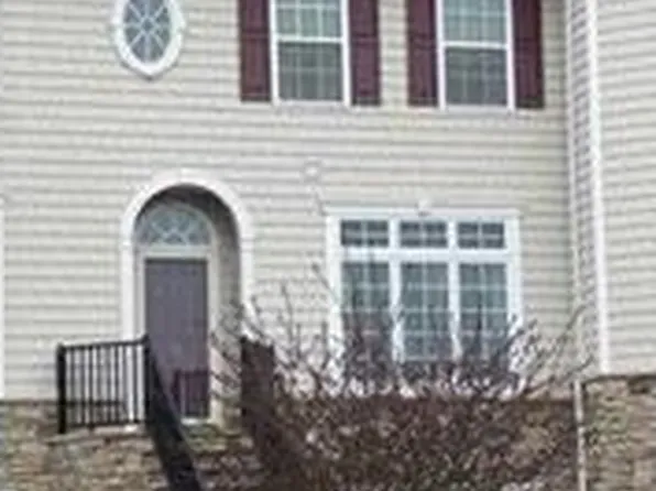 4 Sandra Ct, Old Bridge, NJ 08857