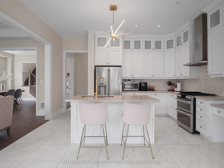 39 Lyle Way — Photo 14