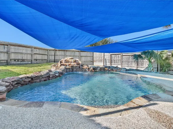 735 Moonwalk St, Montgomery, TX 77356