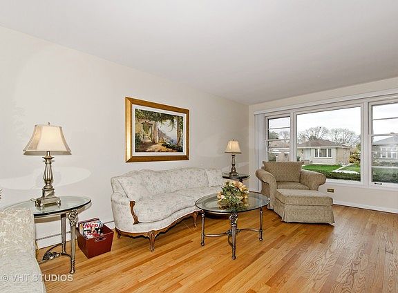 2nd image of 5020 N Neenah Ave