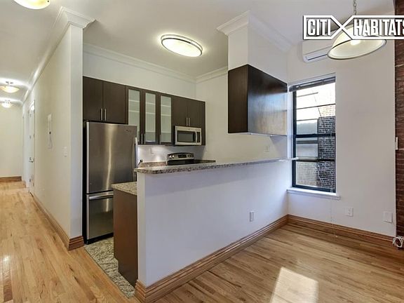 3rd image of 70 W 11th St #5W*