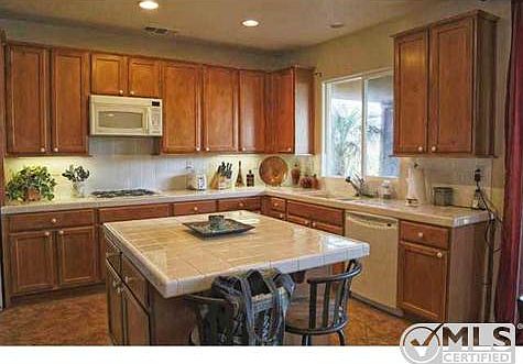 5th image of 725 Hollowbrook Ct