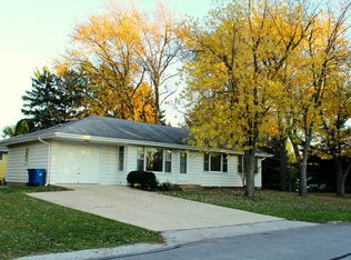 5215 Victor St, Downers Grove, IL 60515