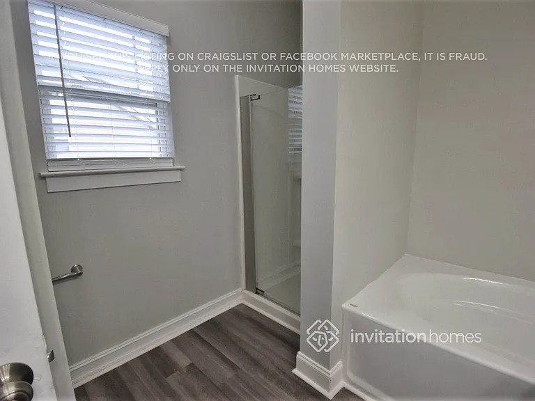 8527 Castle Cliff Dr — Photo 14