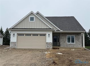 739 Ridge Lake Ct, Perrysburg, OH 43551