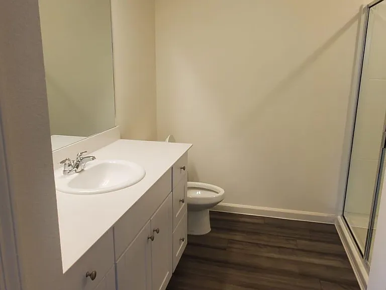 412 Forest St — Photo 11