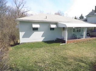 1291 Caryl Dr, Bedford, OH 44146