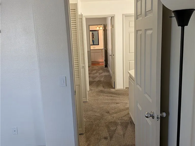 27 Picket Ln — Photo 12