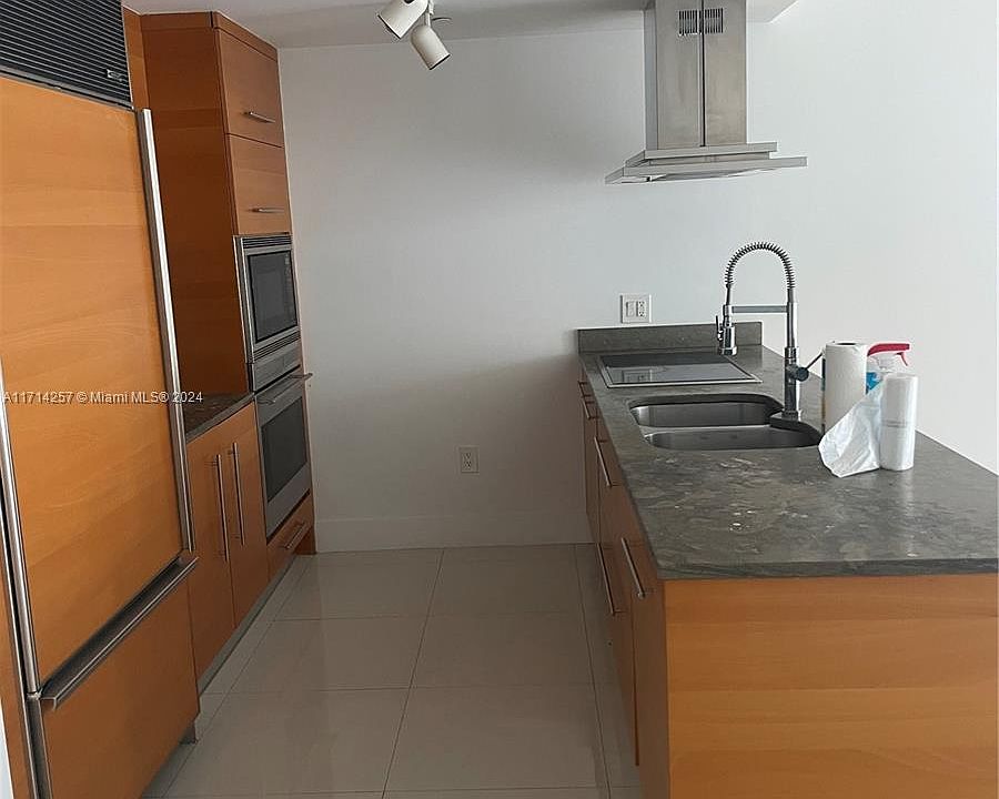 1st image of 495 Brickell Ave #7