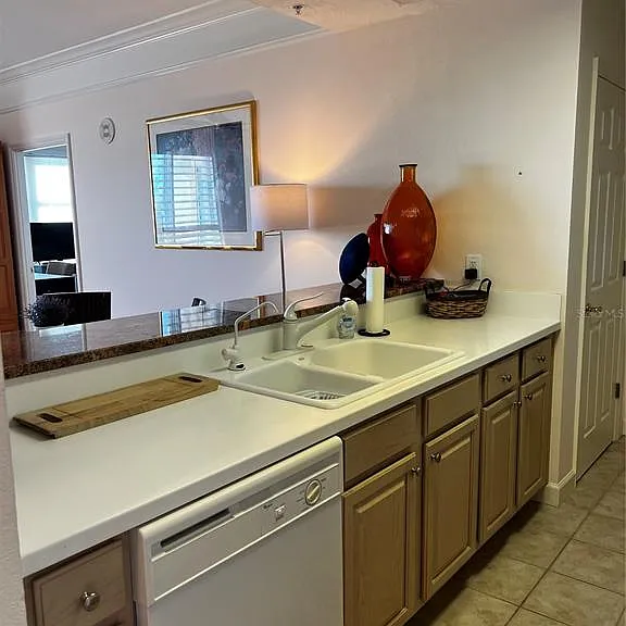 750 N Tamiami Trl #916 — Photo 17
