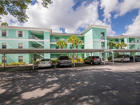 3rd image of 19385 WATER OAK DRIVE #301