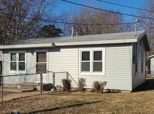 719 S Chickasaw Ave, Claremore, OK 74017