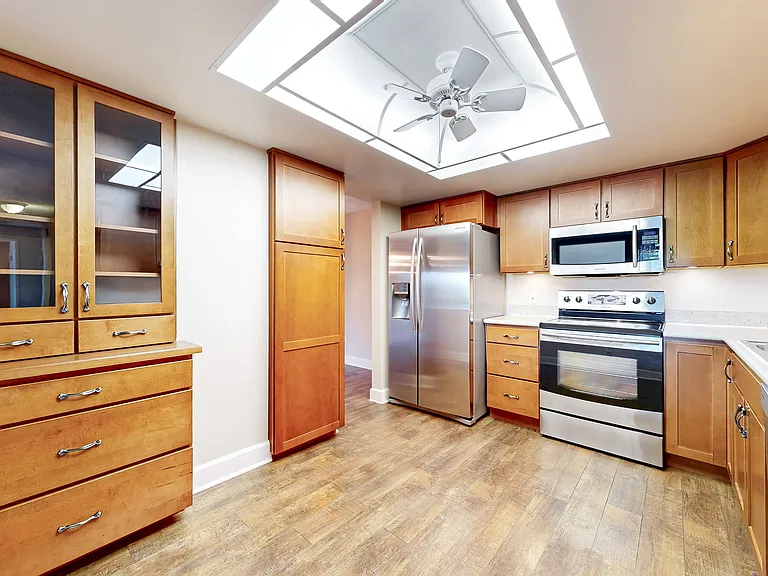 13691 E Marina Dr #405 — Photo 3