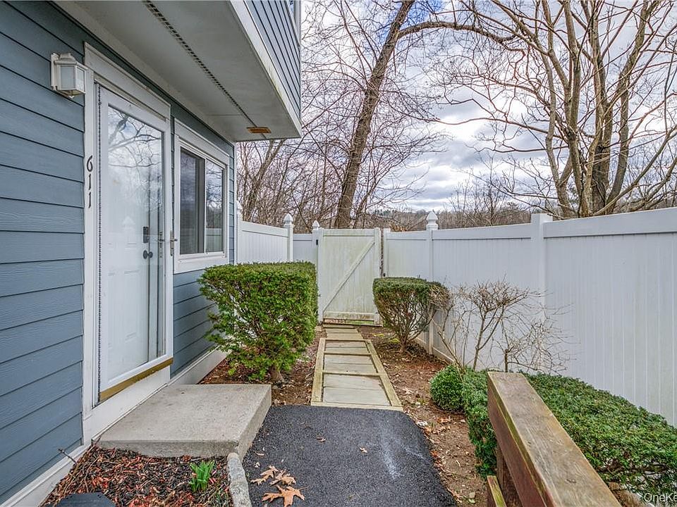 1st image of 25 Barker Street #611