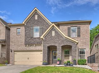 6618 Vizcaya Ct, Charlotte, NC 28226