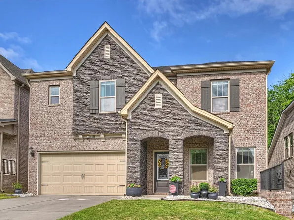 6618 Vizcaya Ct, Charlotte, NC 28226