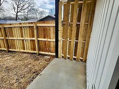 2312 Lavern St — Photo 12